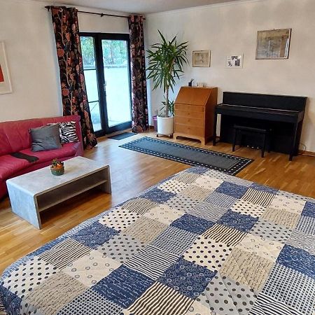Grosszuegige Wohnung Mit Terrasse Wuerzburg, Zell Zell am Main Eksteriør bilde