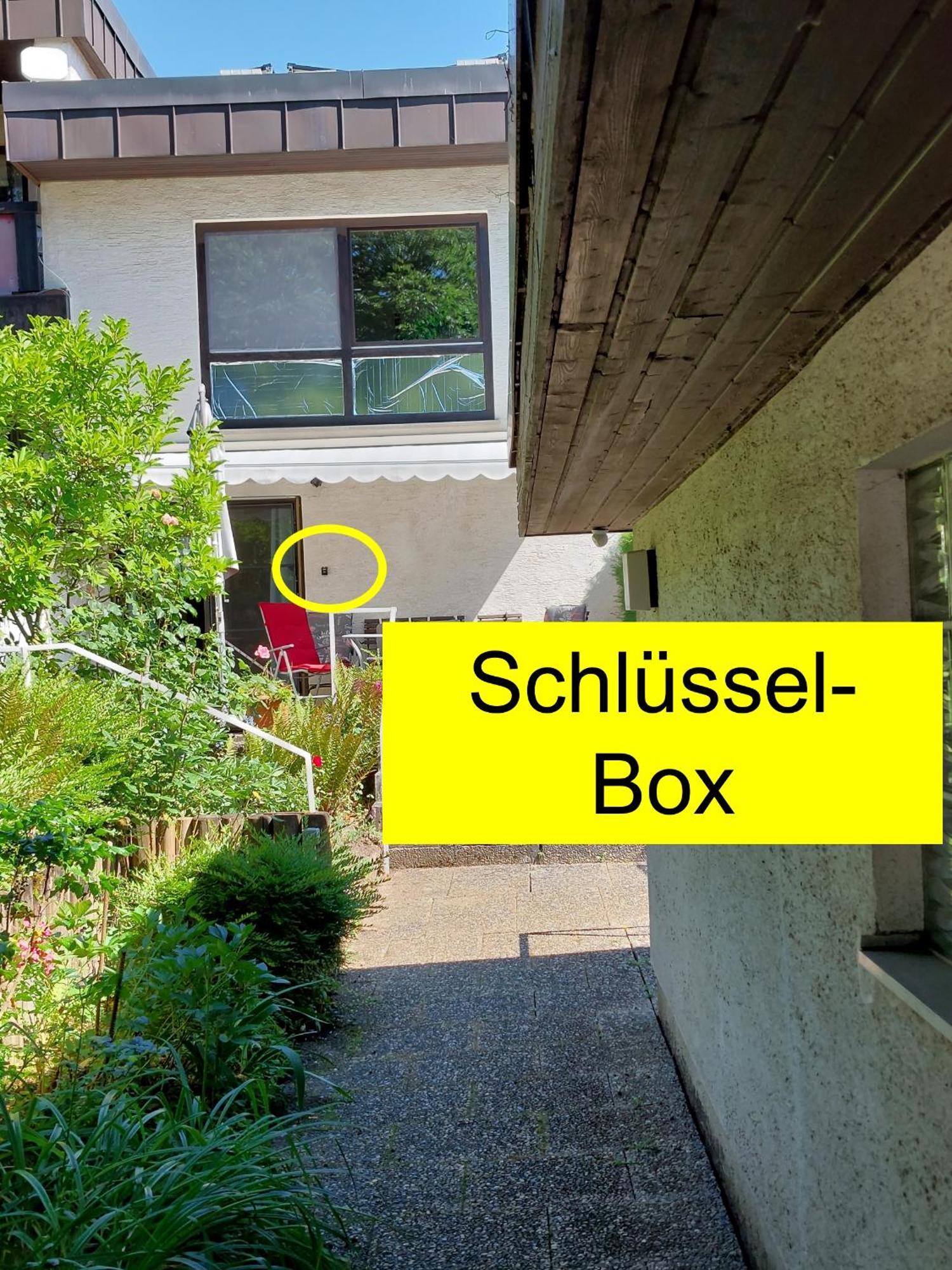 Grosszuegige Wohnung Mit Terrasse Wuerzburg, Zell Zell am Main Eksteriør bilde